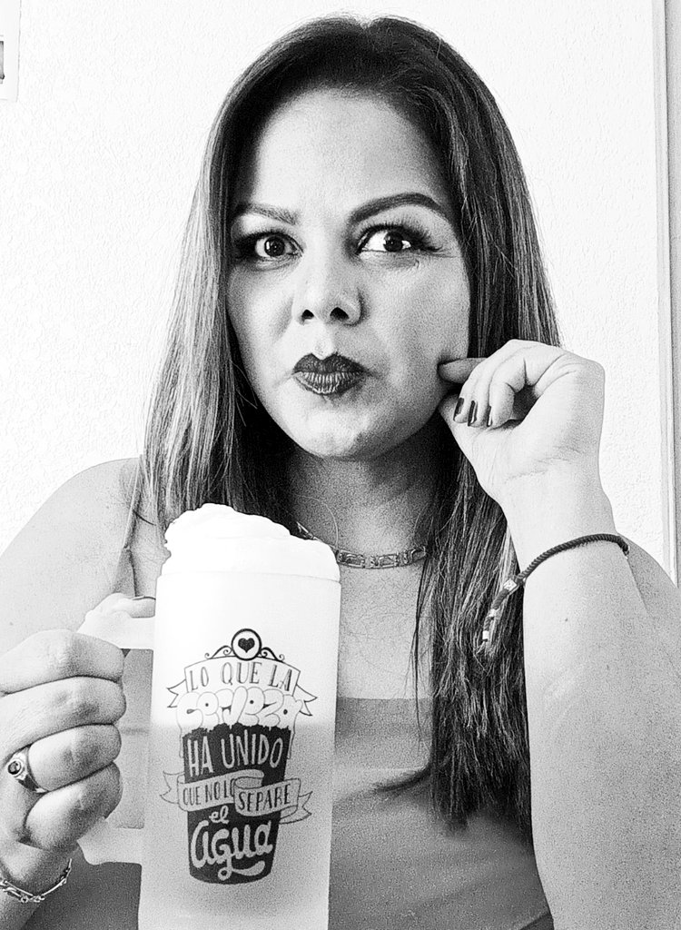 LorenaMorales76's tweet photo. 365 🍻 https://t.co/moITN9ny0U