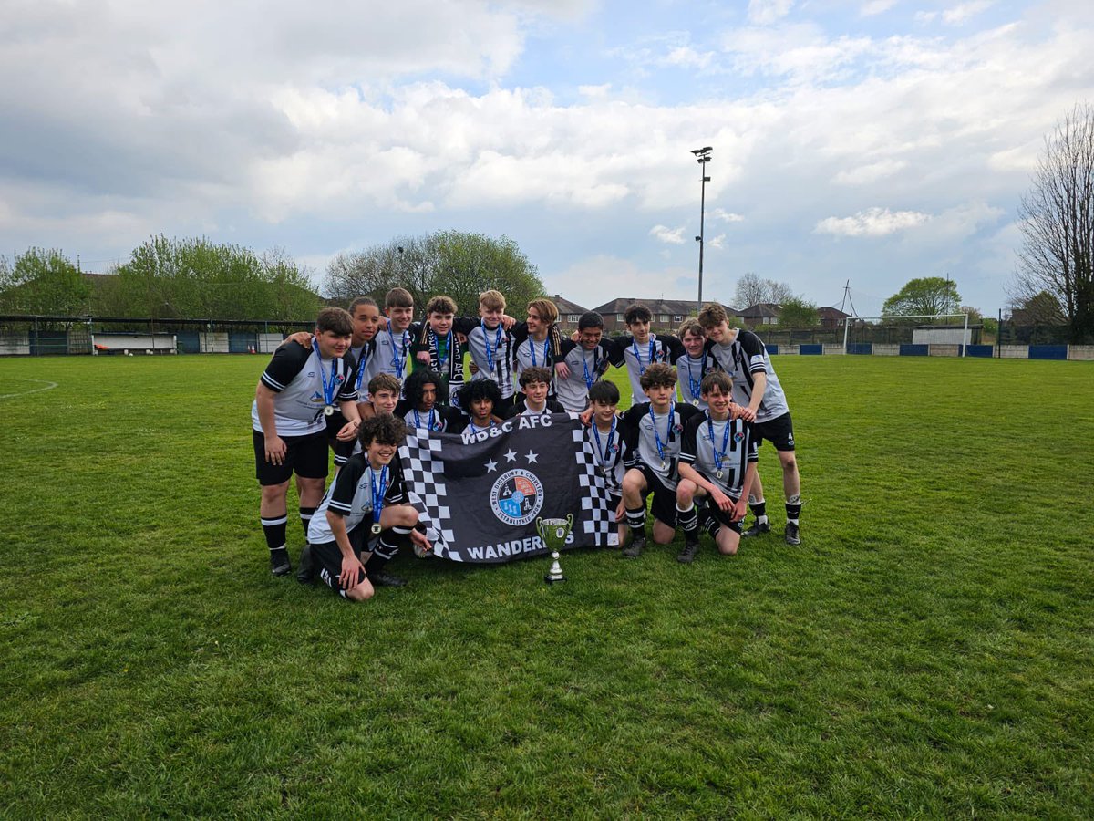 WD_CFC's tweet image. Congratulations to our u15 Wanderers who won the league cup for the second year in a row today after beating Timperley 4-0. 

🤍🖤