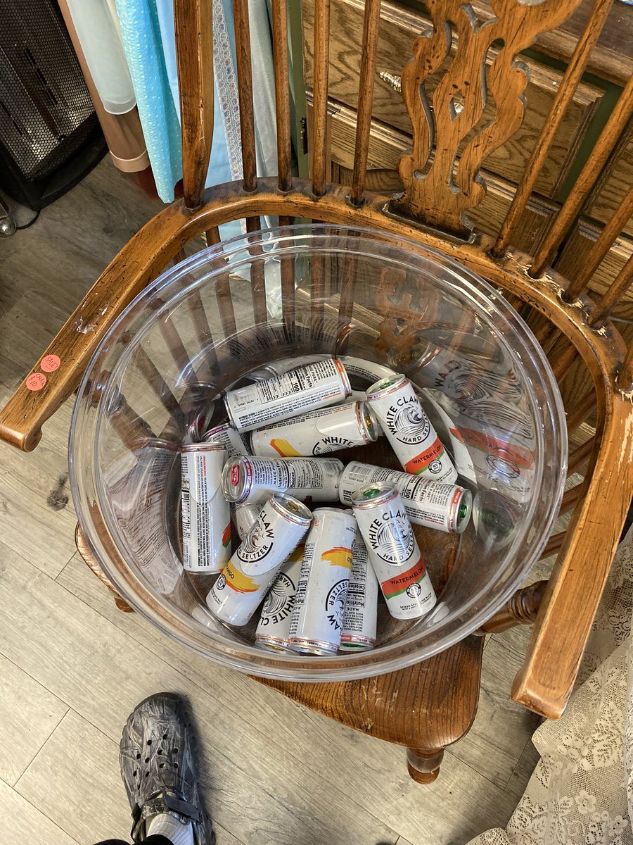 chillextremist's tweet photo. Thrift store by me that just has free white law is this legal https://t.co/qb9jU2RujF