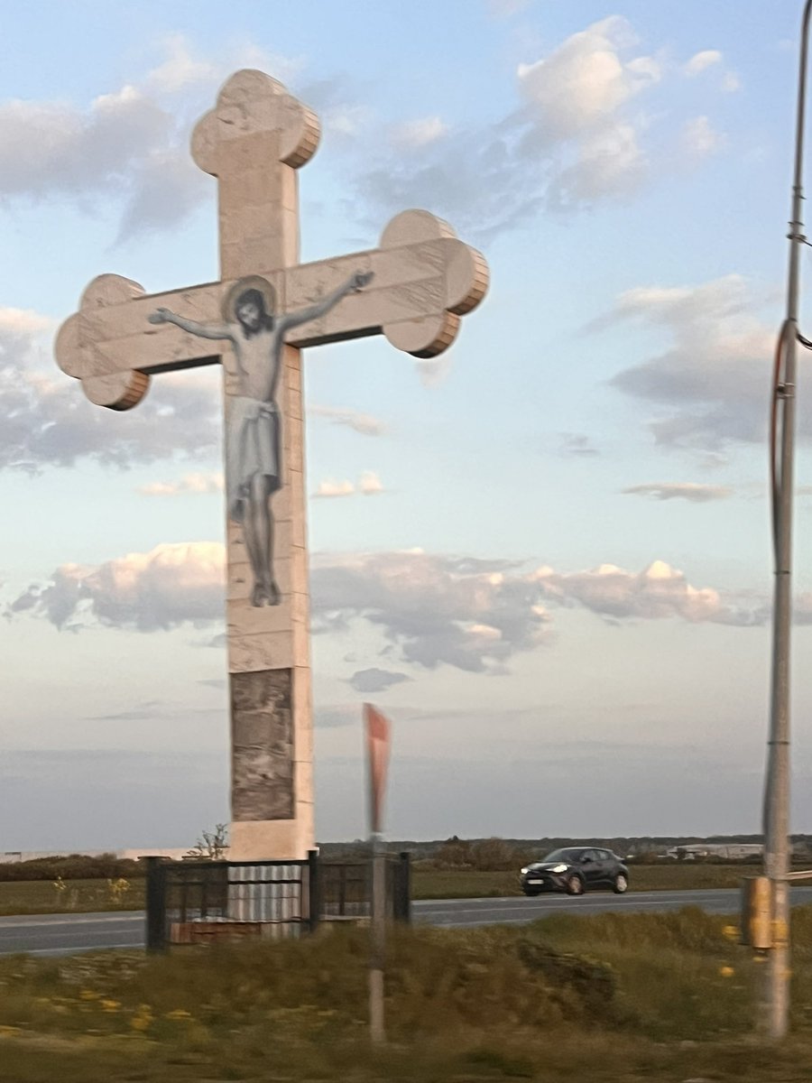 Chris Tomlinson tweet media