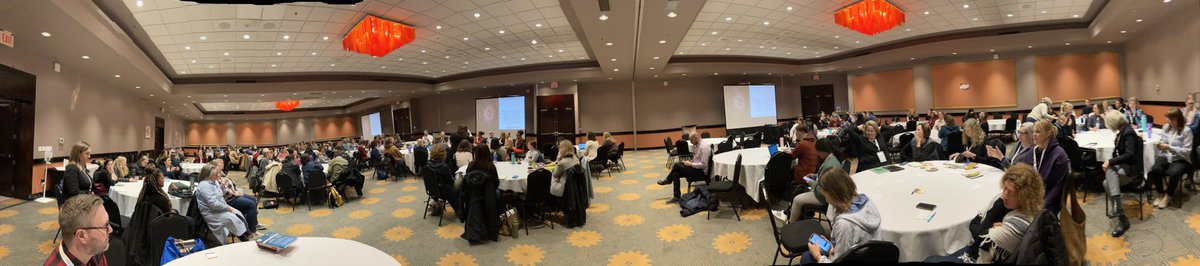 Hundreds of educators excited for the panel discussion with keynote speakers from the weekend here at the #KaleidoscopeOfInquiry Conference in Vancouver 🎤

@trev_mackenzie @PatersonMisty @jess_vanceEDU @kaser_linda @jhalbert8 @kjinquiry @AliceJungclaus @inquiryfive