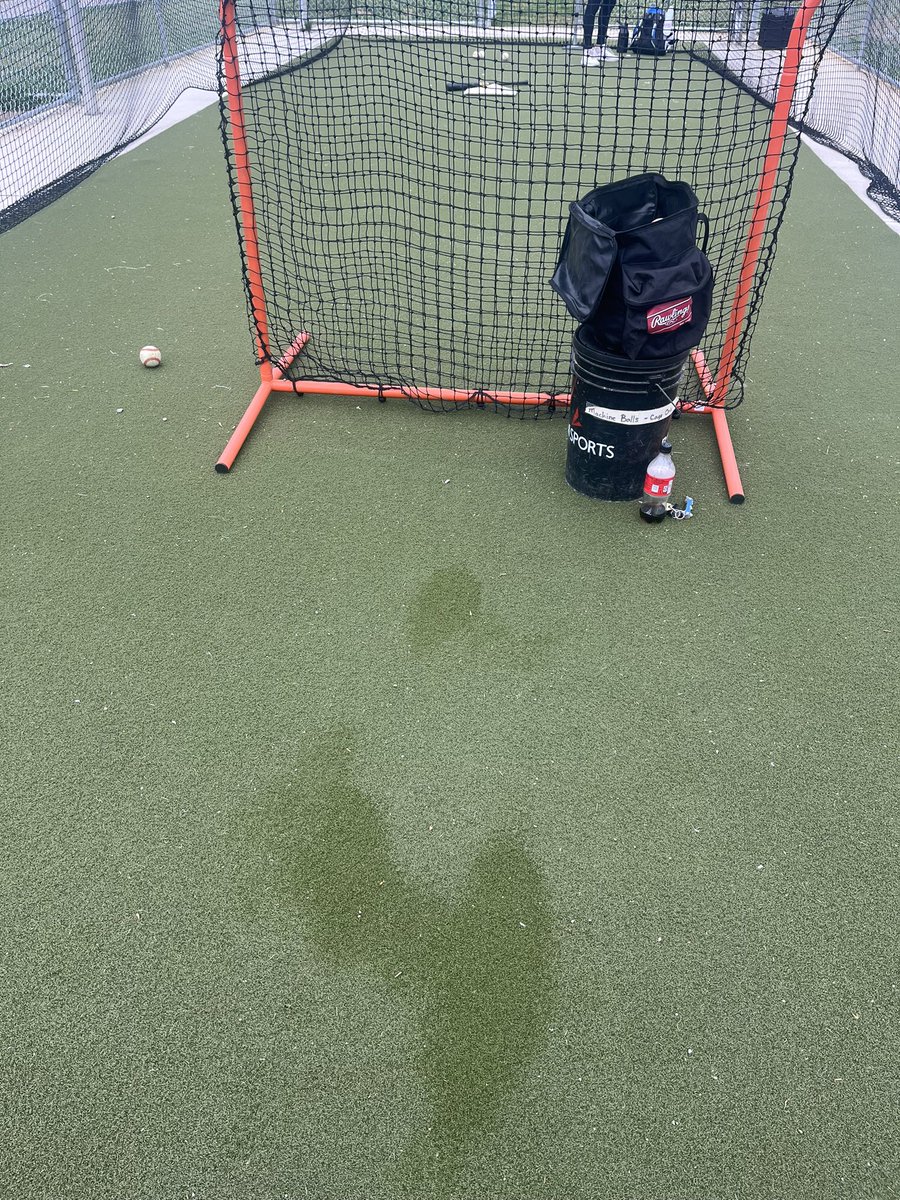 RJHayes36192376's tweet photo. Consistent motion after about 100 pitches? 😂 #bplife https://t.co/BJdL9rWbEa