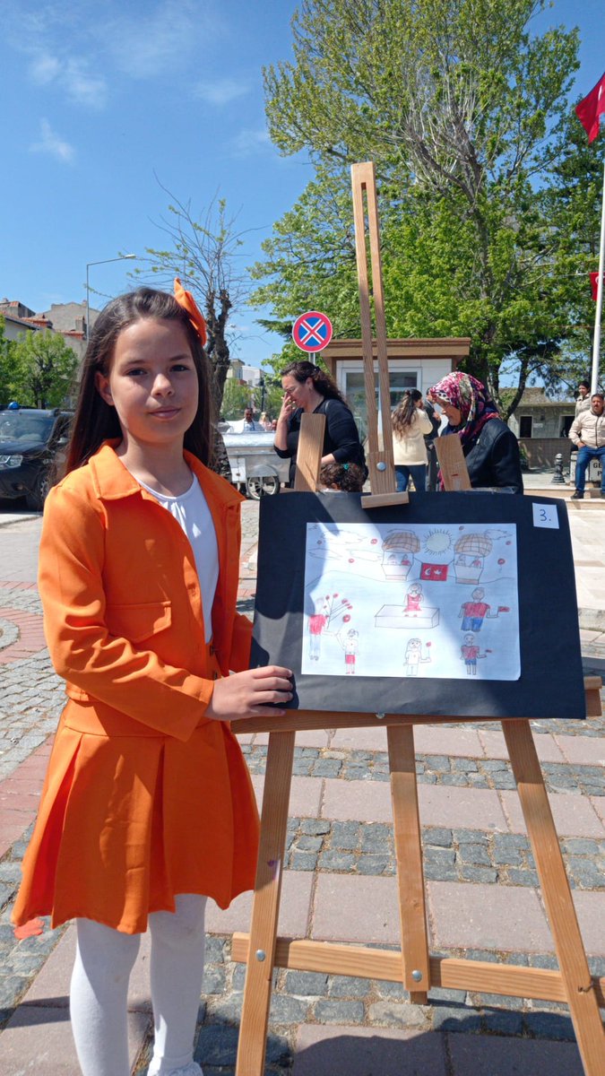 Enez İlçe Milli Eğitim Müdürlüğümüzce düzenlenen 23 Nisan konulu resim yarışmasında okulumuz öğrencisi Feyza AYDIN ilçemizde 3. olmuştur.  Tebrik ediyoruz 👏🏻
<a href="/tcmeb/">Millî Eğitim Bakanlığı</a> <a href="/Edirne_MEM/">Edirne İl Millî Eğitim Müdürlüğü</a> <a href="/Dr_Onderarpaci/">Dr. Önder ARPACI</a> <a href="/EnezMem/">Enez İlçe MEM</a> @vedatuzun22