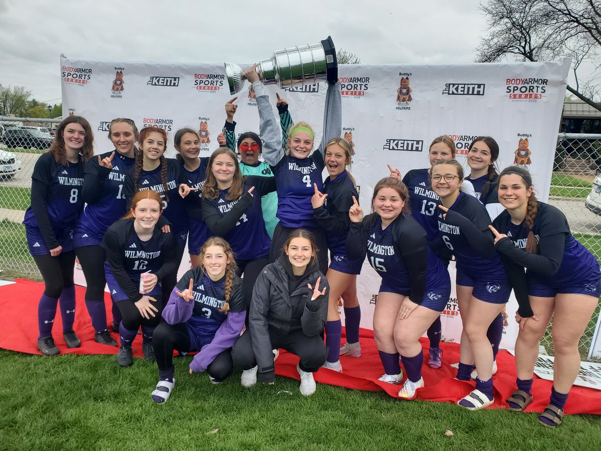 whs209soccer's tweet photo. Wildcats with the Victory 3-1 against St Edward's.  These girls worked so hard to get here.  #Wilmoproud of them all.  Great leadership on display @BODYARMORseries

Alaina Clark 2G (GWG)8stls
Alexa Clark 1G 8stls
@ellabanas02 1A and 10 steals

. . . https://t.co/C2NlnSH8WL