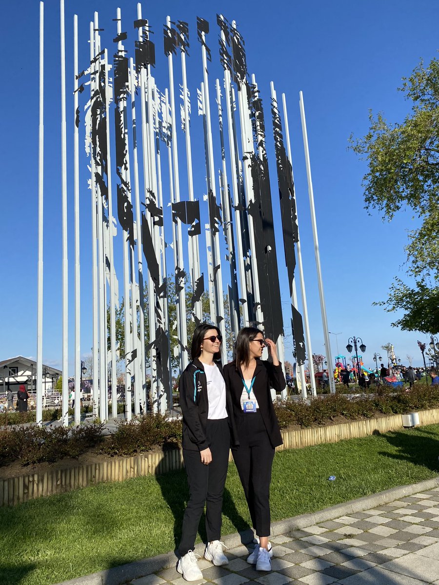 Biz bu 23 Nisana öğretmen olarak katıldık 🥲🌸
<a href="/Neslihanaltacc/">Nesliyaann</a>