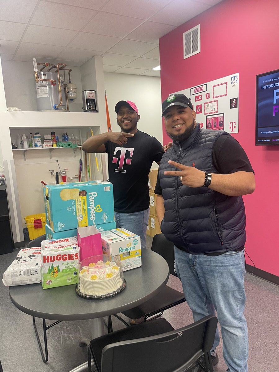 Tonya (@tonyaportis_) on Twitter photo DelawareMafia is all geared up for our newest Uncarrier “ Phone Freedom” shout to all the leaders and ME’s for showing up and being excited!!! Congrats go out to Mario, welcome to the wonderful world of parenthood!! <a href="/mywirelesslyfe/">Sam K</a> <a href="/DarbiSantos/">Darbi Santos</a> @geemorales30 <a href="/Marquezjc7/">Julio Cesar Marquez</a> DelawareMafia is all geared up for our newest Uncarrier “ Phone Freedom” shout to all the leaders and ME’s for showing up and being excited!!! Congrats go out to Mario, welcome to the wonderful world of parenthood!! <a href="/mywirelesslyfe/">Sam K</a> <a href="/DarbiSantos/">Darbi Santos</a> @geemorales30 <a href="/Marquezjc7/">Julio Cesar Marquez</a>