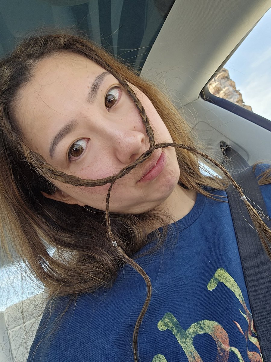 fuslie tweet media