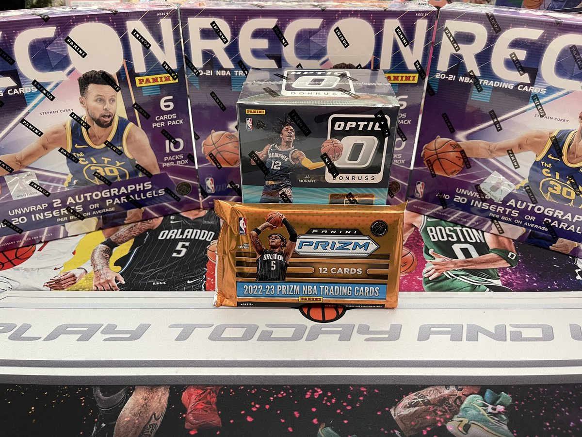 To celebrate my first stream as a twitch affiliate, I wanna run it

End of the stream tonight, I’m going to raffle off the Optic blaster to a random follower and the Prizm hobby pack to a random subscriber.

Last let’s get a pack to some who likes+RTs

Twitch.tv/mavsfan0077