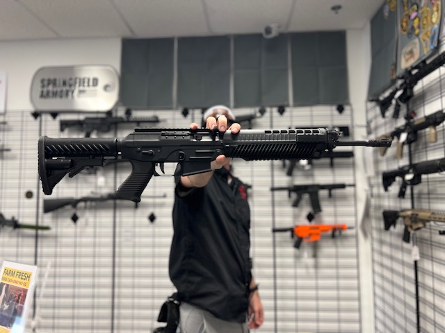 TSRQC's tweet photo. Don't see these Sig rifles too often! 😎 

#theshootingrange #guns #rifles #556 #fyp #sundayfunday #sigsauer #firearms #2a #secondamendment #shallnotbeinfringed #repealthenfa #getoutandshoot #queencreek #arizona #weloveguns https://t.co/Y21Gg7DwTW