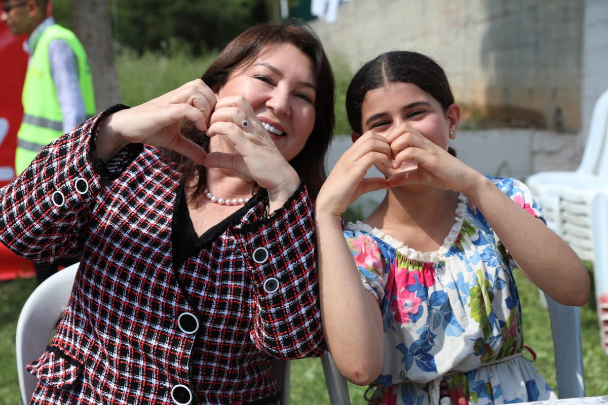 KaramikSunay's tweet photo. Çocukların gününde çocuklarla özel bir gün. 🥰 https://t.co/dE6rp38ArY
