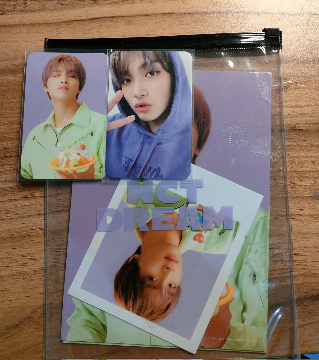 mooooomin___'s tweet photo. Want To Sell!
Haechan hoodie ungu set + pair 4 pc
take all 435k
🏷️shopee available!
🏷️negotiable
🏷️foreign buyer must have indonesian address

wts haechan hoodie ungu
#pasarnct #pasarnctdream #ตลาดนัดnctdream https://t.co/xSdusQPBJP