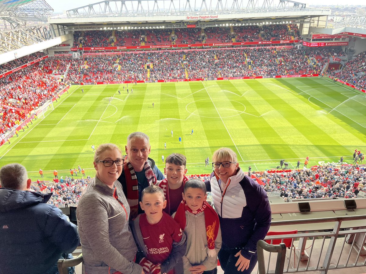 DonnaBerry2012's tweet photo. A weekend they won’t forget for a lifetime! Boys first Premiership game in Anfield,the first of many more! Aidan even got a thumbs up from Firmino &amp; lots of waves for the boys from players leaving to top it off. #MakingMemories #Anfied #DaddysBoys #Family #Liverpool https://t.co/kBJRDxXISN