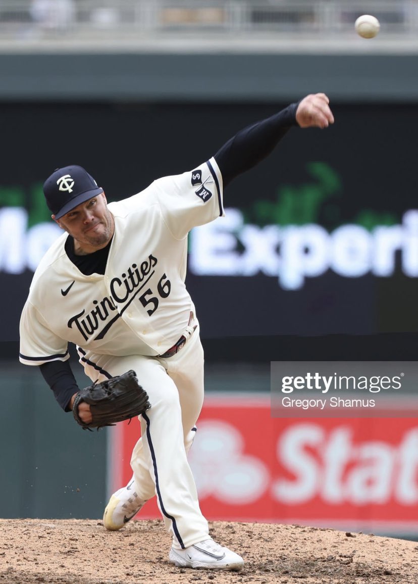 MNTwinsZealot's tweet photo. The best uniforms in baseball. https://t.co/UzrOiNXvLO