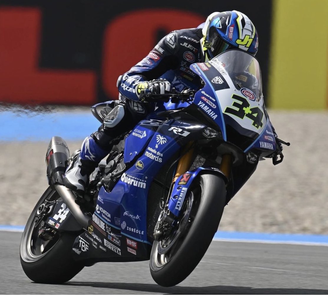 ACManagement_'s tweet photo. SBK TT Assen Balda en progresión P13.

SBK TT Assen Balda in progress P13.

@7balda @GMT94 @ttcircuitassen @WorldSBK https://t.co/Q4GNfpetBY