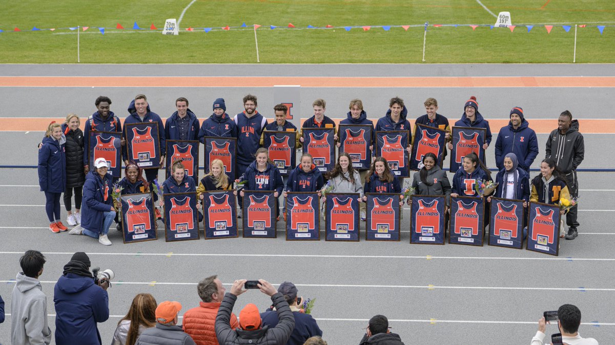 Thank you to all our amazing #Illini track and field seniors! We appreciate everything you gave to the program for all of your years here in the 🧡&amp;💙

#HTTO