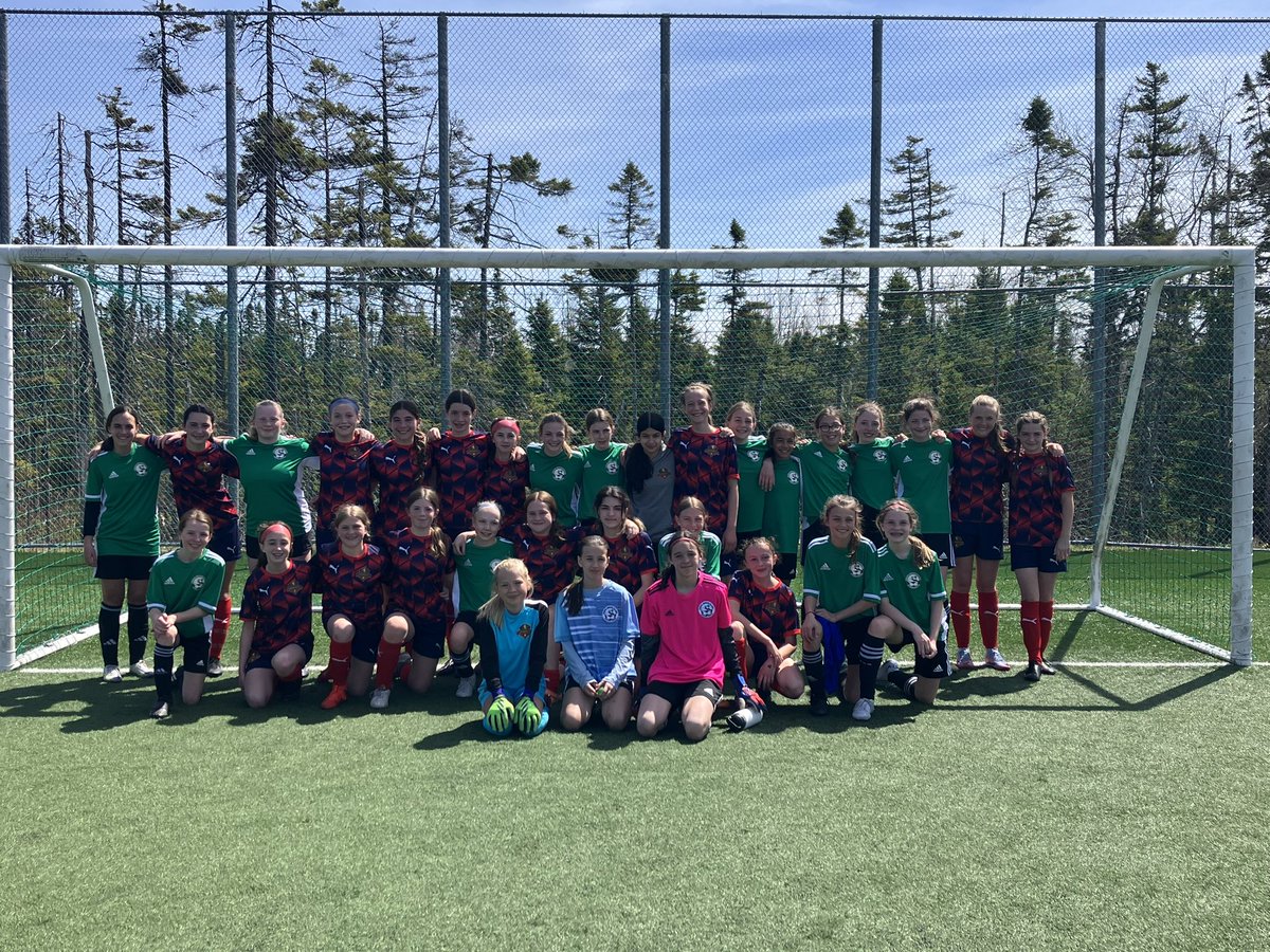 It’s sooo great to be back outside!! ☀️🙌 Thanks to <a href="/peisoccerassoc/">PEI Soccer</a> u13girls for visiting <a href="/SuburbanFC/">Suburban FC</a>