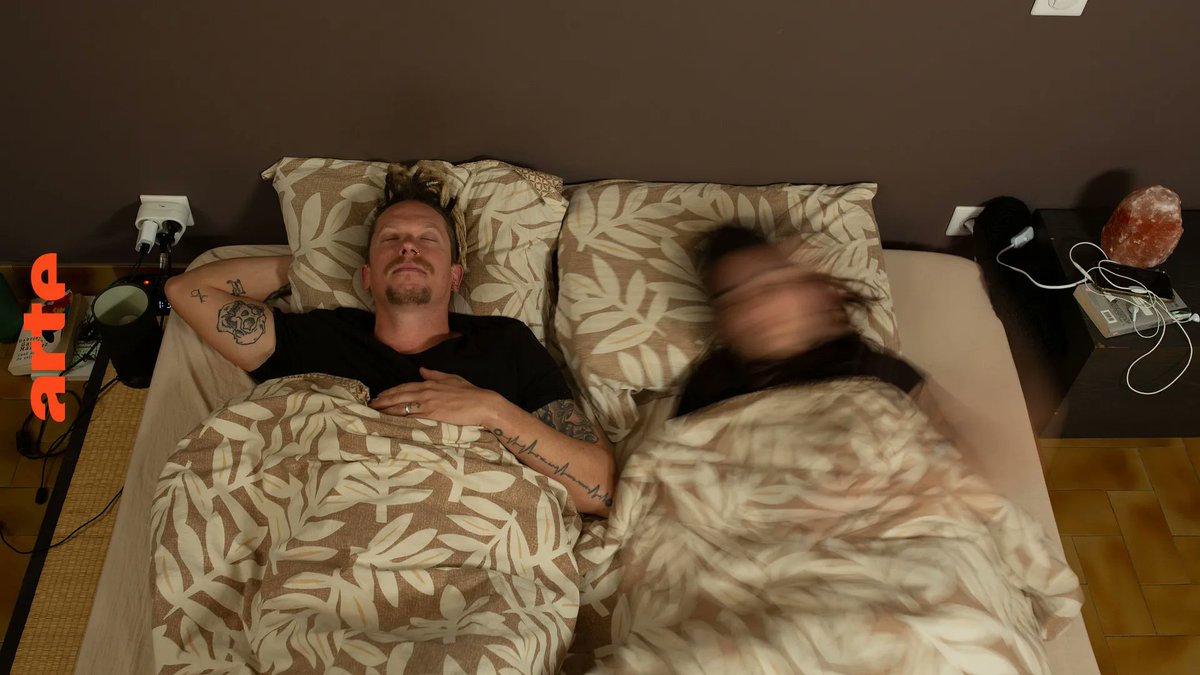 OranGbleu's tweet photo. Depuis quelques semaine vous pouvez regarder l’épisode de #Psycho consacré à #insomnie. Cette #nuit, il est diffusé sur @artefr à 00:02 

https://t.co/XRvCjdzsjZ

#psychologie #insomnie #arte https://t.co/VCnYqOMo3s