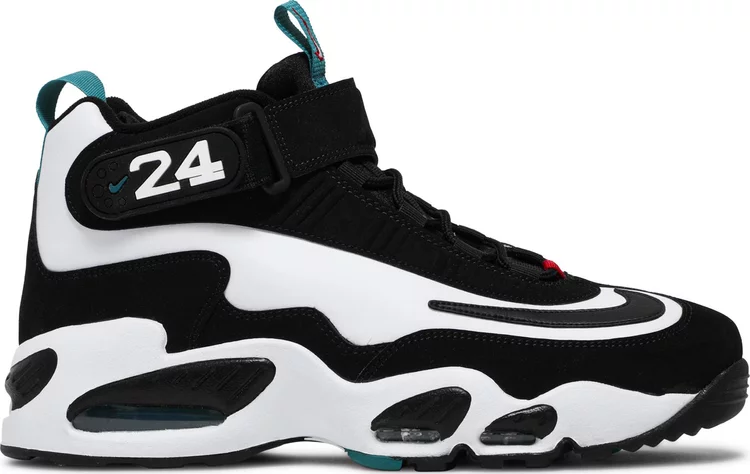 bgbell's tweet photo. @Heskicks The Answer 1, Griffey max 1 freshwater and aj 13 playoffs https://t.co/Q7uBDuas88