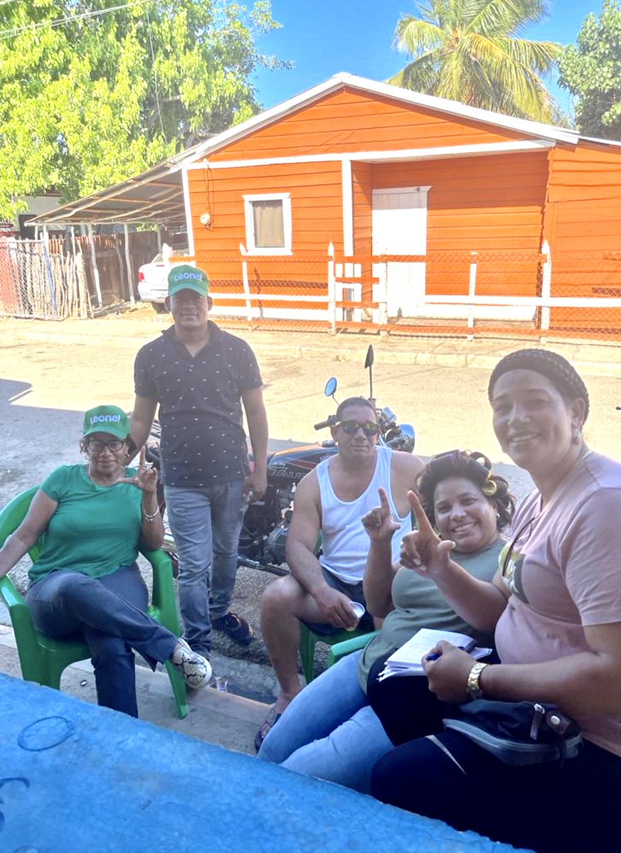 No hay domingo de descanso, trabajando #RumboADosMillones para ⁦<a href="/LeonelFernandez/">Leonel Fernández</a>⁩ y la ⁦<a href="/FPcomunica/">@Fuerza del Pueblo (FP)</a>⁩ ganar en primera vuelta.