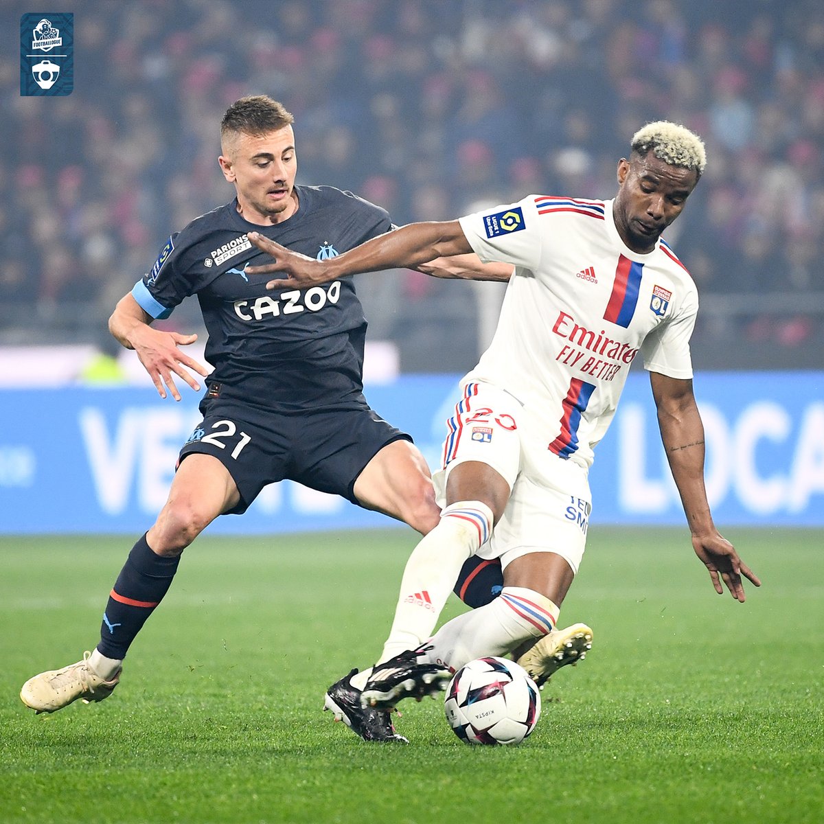 Footballogue's tweet photo. L’OM REMPORTE L'OLYMPICO (1-2) ! 💙🤍

Première victoire à Lyon depuis 2007, les Marseillais reprennent la 2ème place ! https://t.co/a1tLzWyYj9