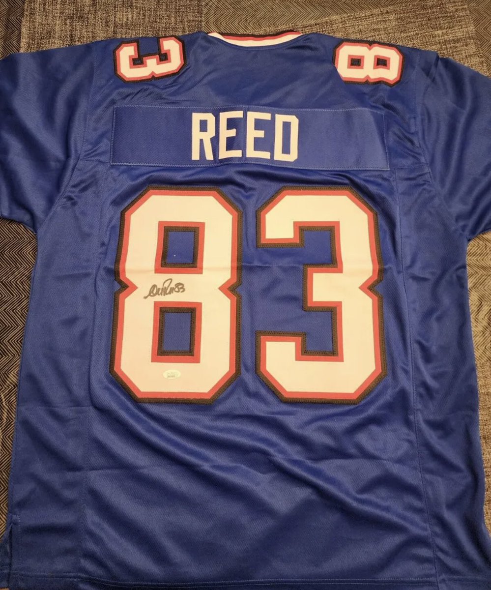 🚨 GIVEAWAY TIME 🚨 

I’m giving away this autographed Andre Reed jersey to one Bills fan!

All you have to do is:

1. Follow this account
2. Retweet this tweet
3. Like this tweet

Winner announced next Sunday!

#BillsMafia