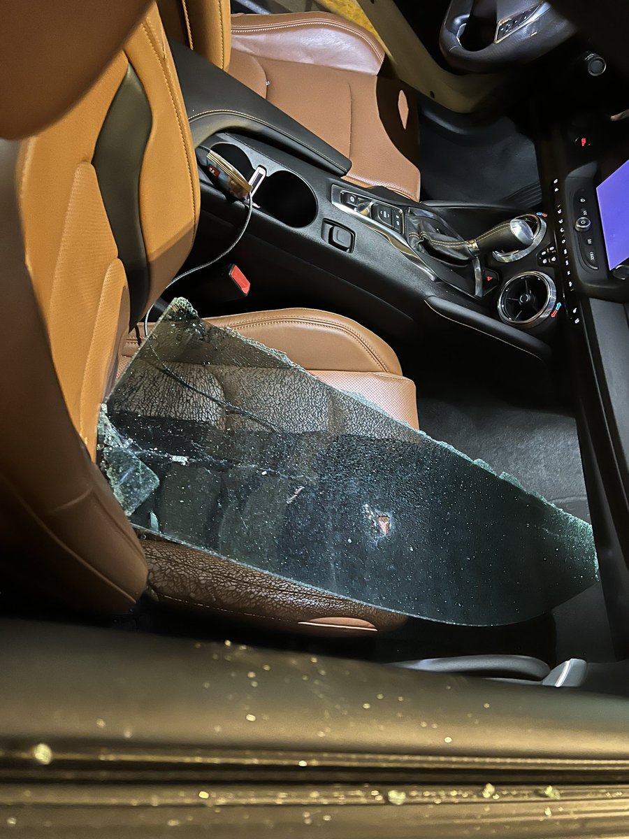 EpikWhale tweet media