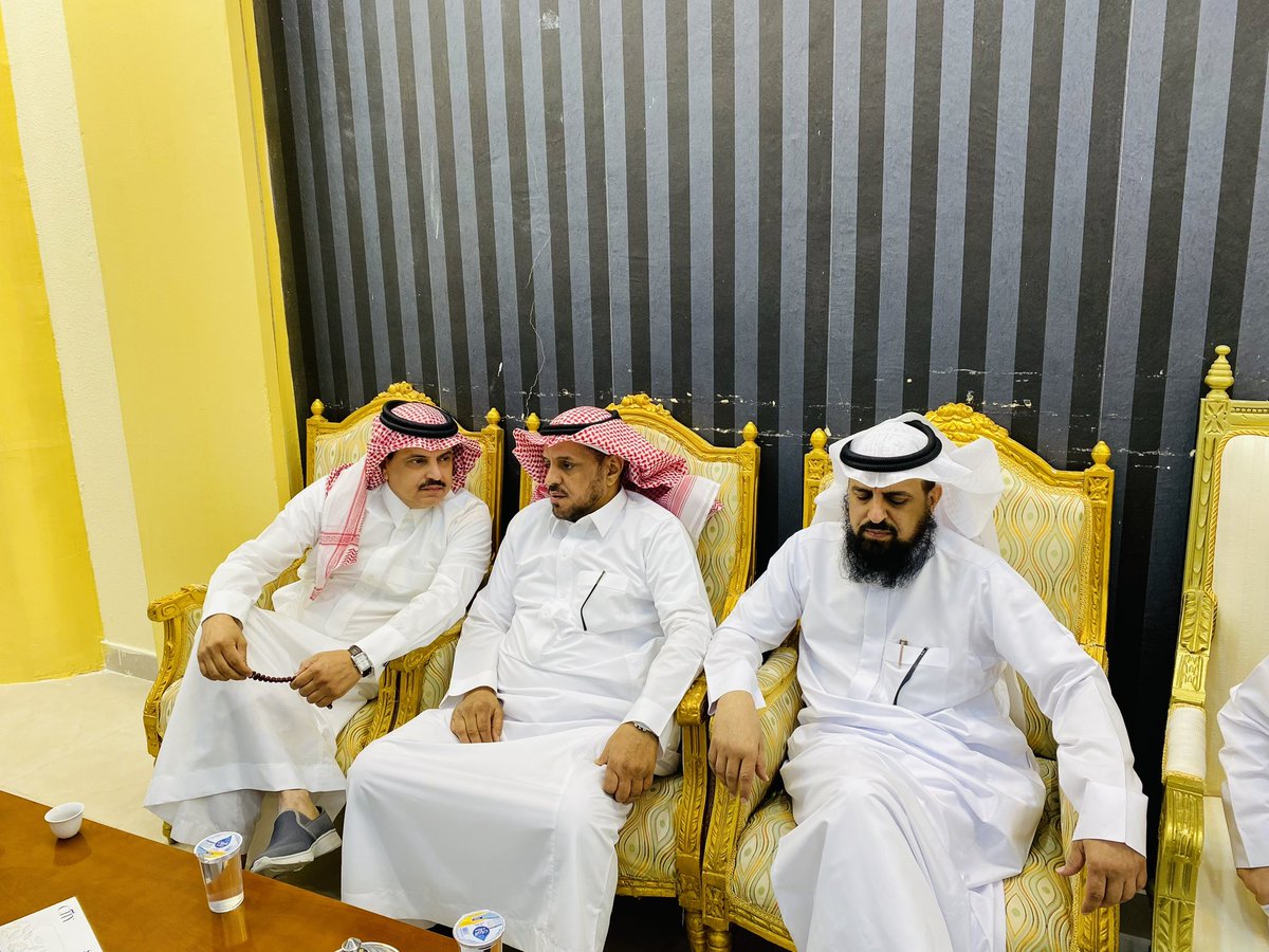 Bin_Debil's tweet photo. مقتطفات من حفل معايدة الدبلان لعام ١٤٤٤ هـ https://t.co/stxPi0rkiv