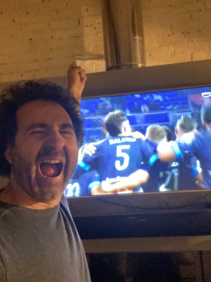 Mathieu Madénian tweet media