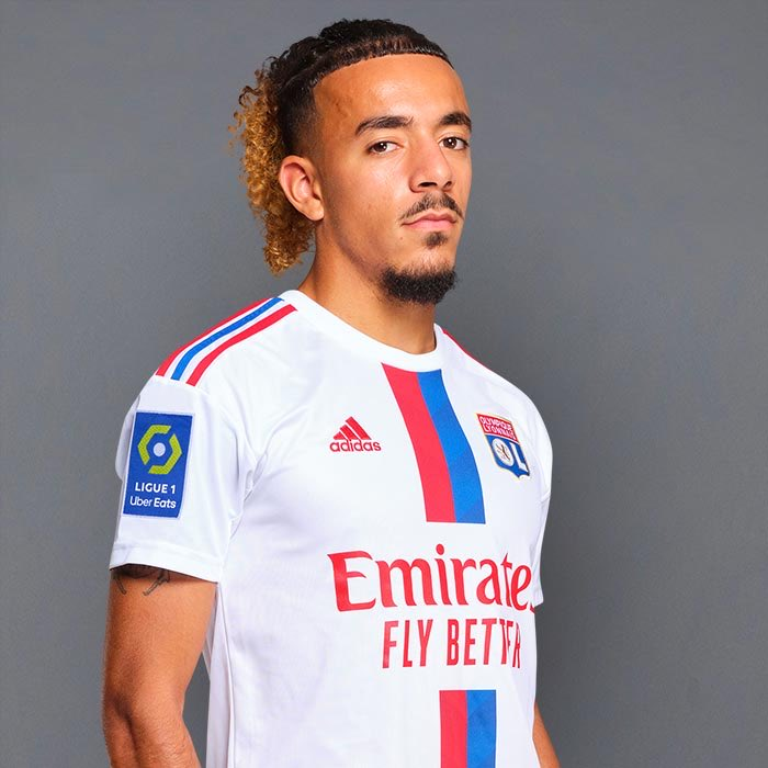 lnstantFoot's tweet photo. L'entrée cauchemardesque de Malo Gusto ce soir...

❌ Rate le ballon du 2-1 pour l'OL
🤦🏽‍♂️ Marque un CSC cruel en toute fin de match https://t.co/xO6Bou7Gtu