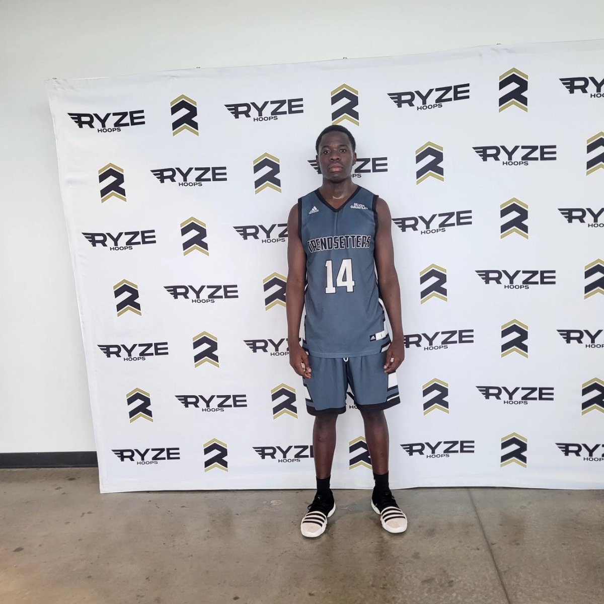 Trendsetters 17u took tough loss in final game at Atlanta Jam vs Team Pete. 

#14 Seydina Ndiaye was spectacular with 20pts 12rebs 4stls 5asst. 

Youngman is 6'5 196lbs with a college ready body. He avg 16pts 10rebs most games. High motor, good midrange,  D2 ready or small D1.