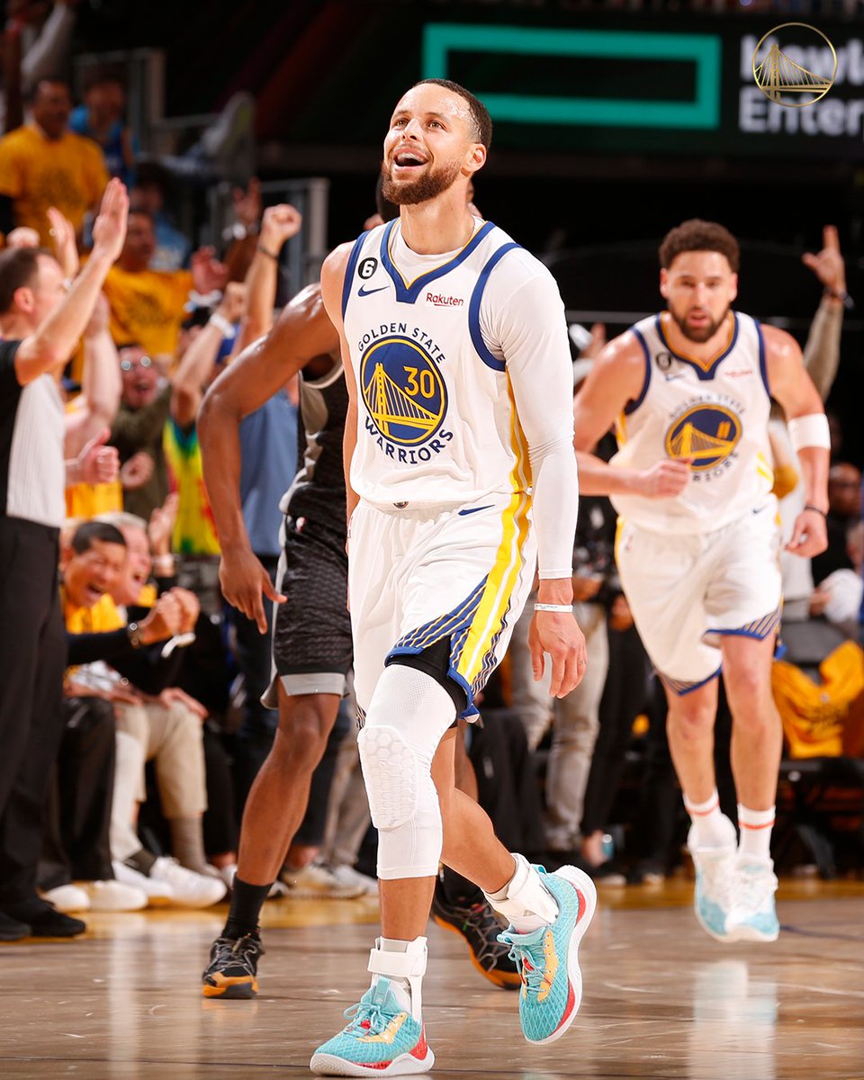 warriors's tweet photo. ���🤏🤩🕶🤏 https://t.co/9FIQzqRX3Q