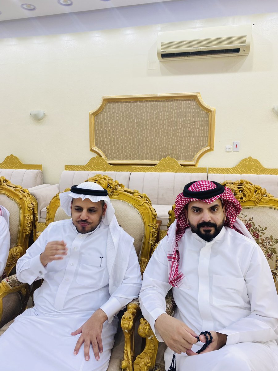 Bin_Debil's tweet photo. مقتطفات من حفل معايدة الدبلان لعام ١٤٤٤ هـ https://t.co/B24NRkxS55