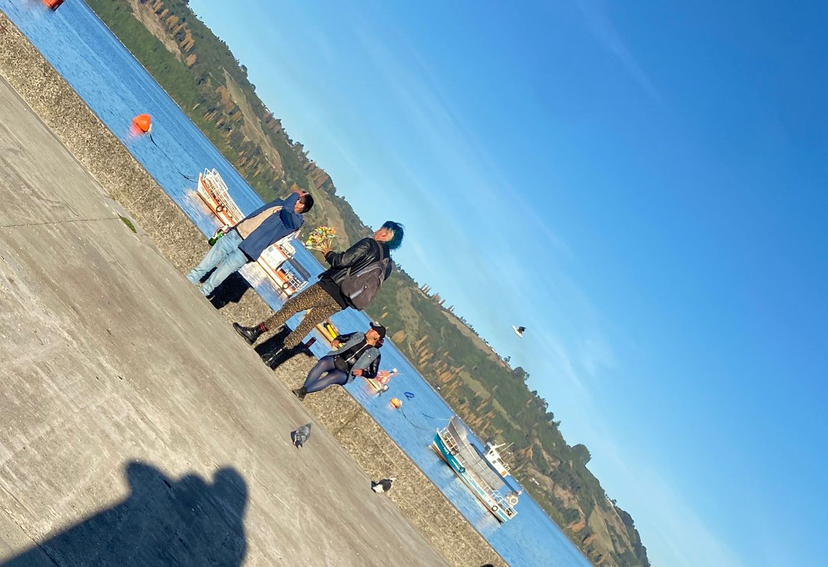 BFran0173's tweet photo. Desgradable costanera de #Castro, es un bar abierto. @Juaneduardoconc que pasa con seguridad ciudadana, trabajan los domingos? @radiochiloe @DPPChiloe https://t.co/oiTT8KRTZH