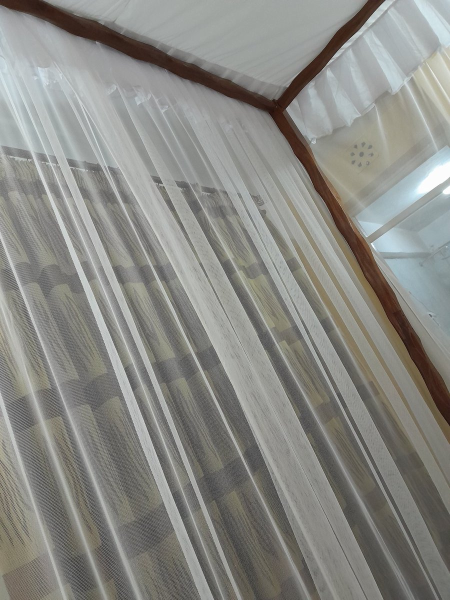 MsNkatha's tweet photo. So as to #FightTheBite you need to sleep under a mosquito net every night😊
See the rhyme....bitee....night😂👏😝😎
Jikinge dhidi ya malaria kwa kulala ndani ya neti kila siku
#Fighthebite
#ZeroMalariaYouthKe
@alvinkobia @DNMPKenya @MalariaYouthKE @KenyanbyNature @MOH_Kenya https://t.co/lO7hqU7Frb