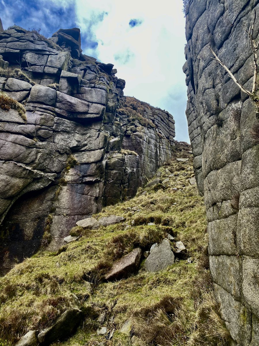 Liamkealey82's tweet photo. Mourne mountains- mindfulness #avrt #mindfulness #recoveryposse https://t.co/L9cCTnZJ0t