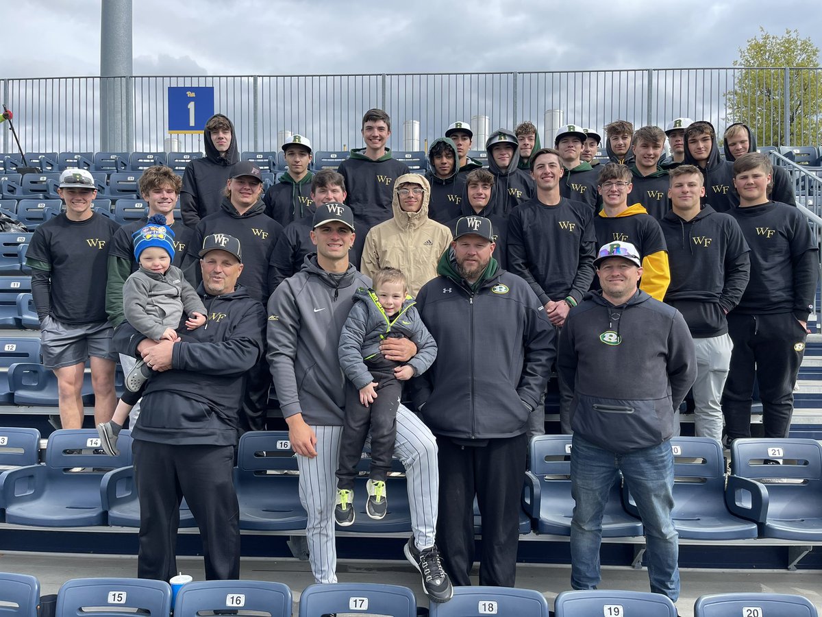 Great team day in Pittsburgh supporting Ranger Baseball Alumni <a href="/AdamCecere/">Adam Cecere</a> and <a href="/WakeBaseball/">Wake Forest Baseball</a>.  Back to work tomorrow, rest well boys! #ItsRtime #HitThoseKeys