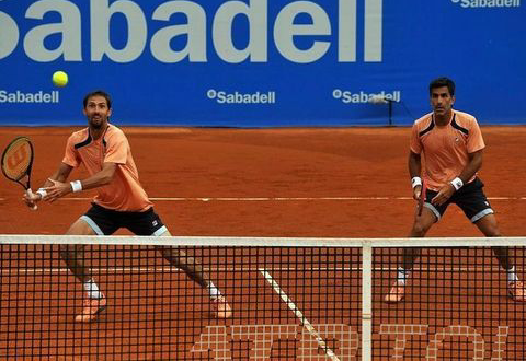 Not_Esportivas's tweet photo. Parabéns aos duplistas campeões, os argentinos Maximo Gonzalez e o seu compatriota @andymolto que conquistaram o ATP de @bcnopenbs, conquistando assim o terceiro título no ano e o quarto titulo na carreira juntos.
#ATP #ATP500 #BCNOpenBS #Barcelona #MaximoGonzalez #AndresMolteni https://t.co/bpgM1Y9J8e