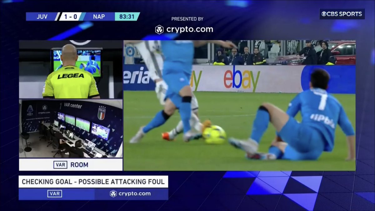 forumJuventus's tweet photo. .@SerieA = il teatro dell’assurdo 
#JuveNapoli https://t.co/Ys6c7K8OOz