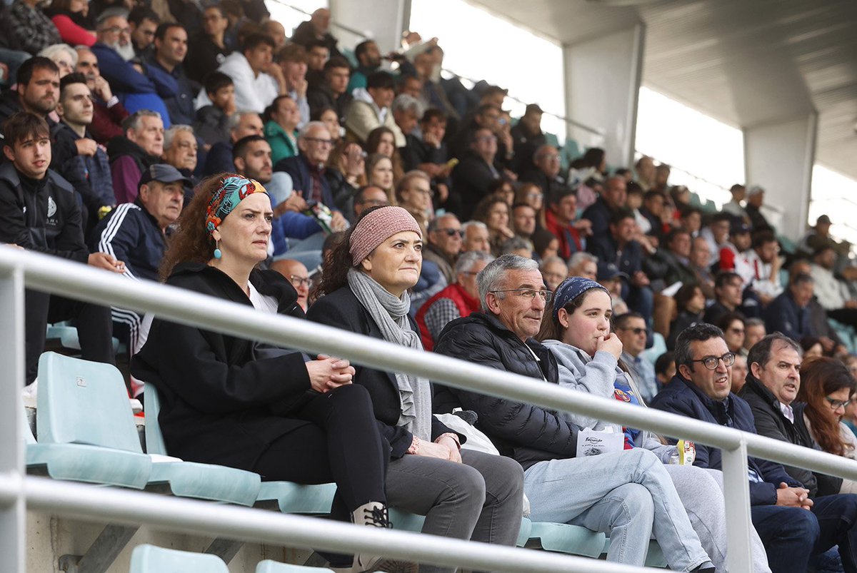 PalenciaCristo's tweet photo. 🙌🏼 MUCHAS GRACIAS afición por arroparnos esta tarde en La Balastera.

Que importante vuestros ánimos y que bonita tarde sumando juntos💜. 

📸 @ElNorte_PA (Marta Moras) https://t.co/PtFi2qCEbJ