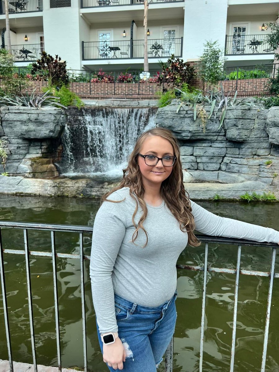 OG_SilverWolf's tweet photo. My wife is absolutely beautiful 😍 @lovejazzy0506 I’m so in love with her https://t.co/oyWwBF1THr