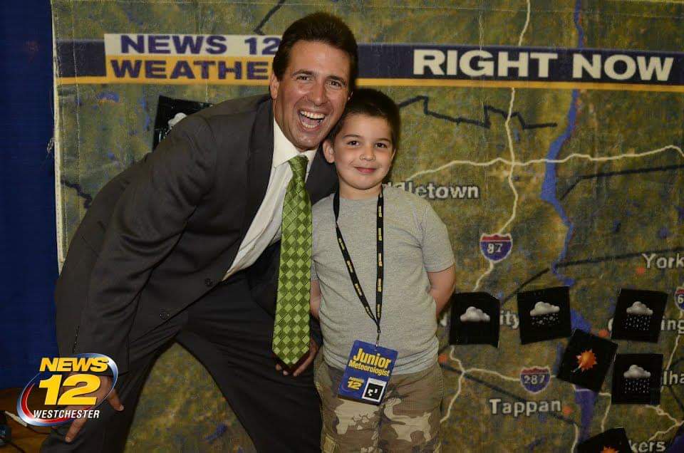 Sirvanilla1's tweet photo. Me and the best meteorologist ever. @BrysenVanEck https://t.co/UpWRVZWjHI