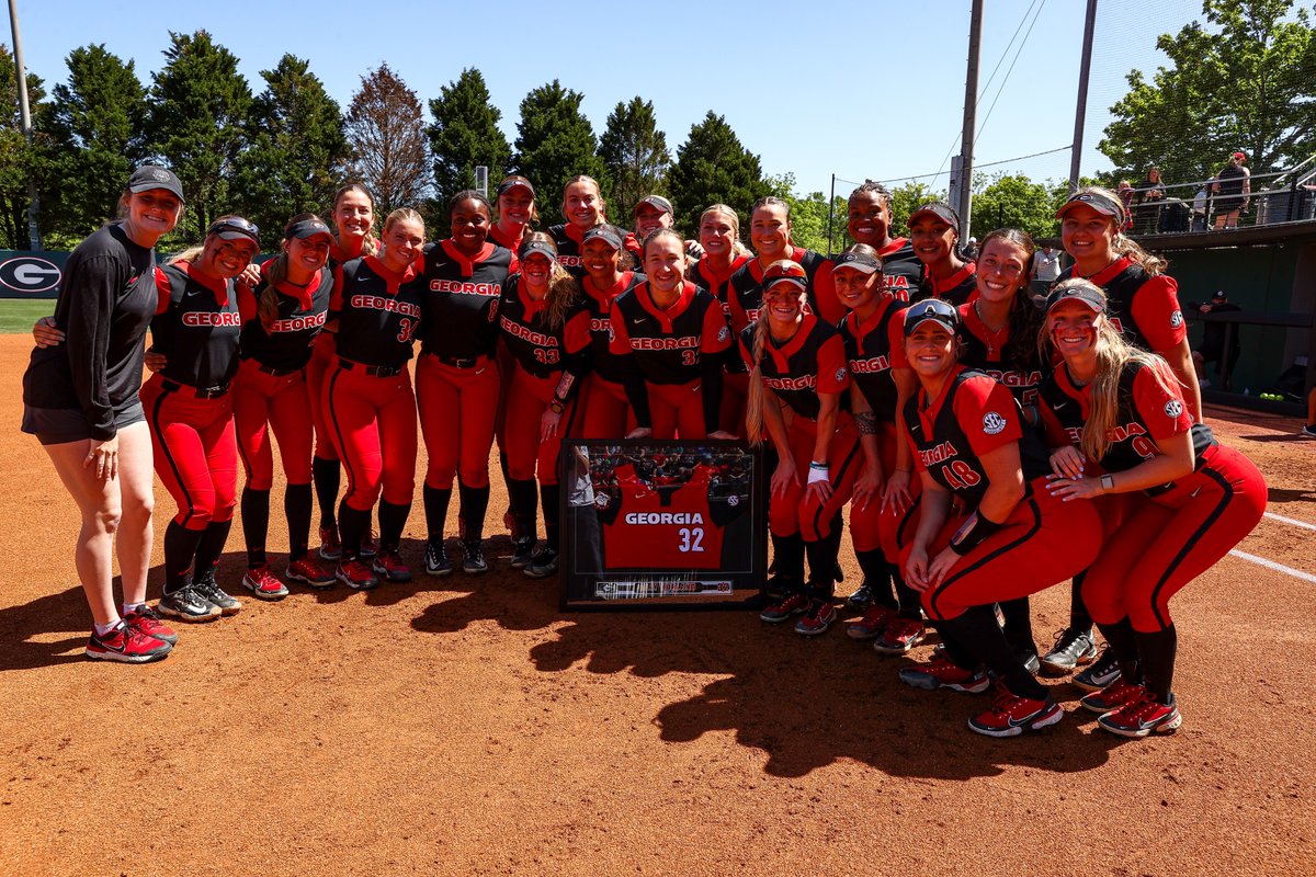 We're glad she chose to be a Dawg! 

#Team27 | #GoDawgs