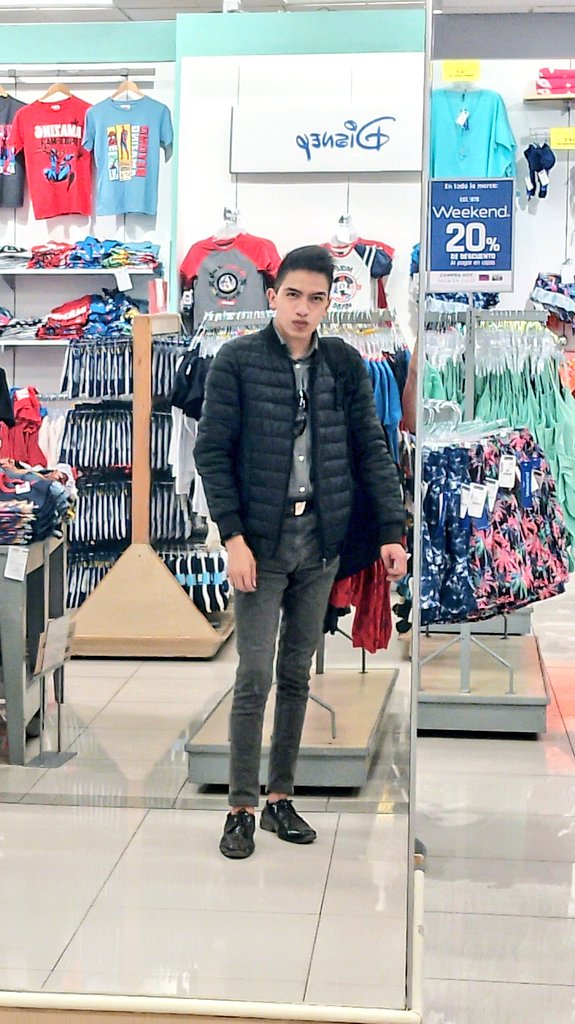 salas_JASG's tweet photo. Gracias por el corazón en mi story pero prefiero un beso jaja.
🫀💦🫀💦
#PuesSI https://t.co/Vy8y0aXJvy