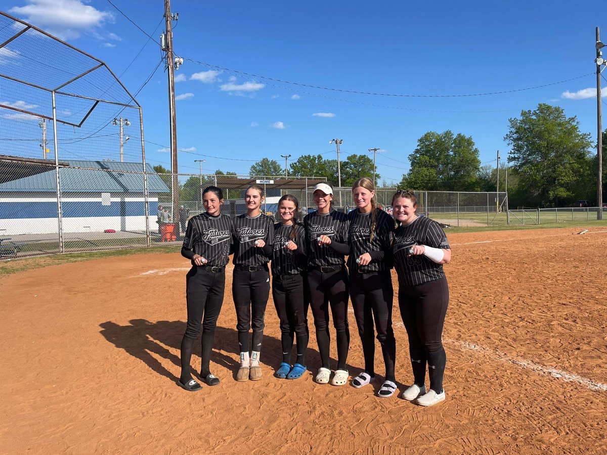 Picking up with the 16u FFS, had a great time!
<a href="/SCCougsSoftball/">St. Charles CC Softball</a> <a href="/Futures918/">FFS 918</a> 
<a href="/brynleacollins/">Brynlea Collins</a> <a href="/JosilynnWyrick/">Josilynn Wyrick</a> <a href="/JosieHart06/">Josie Hart</a>