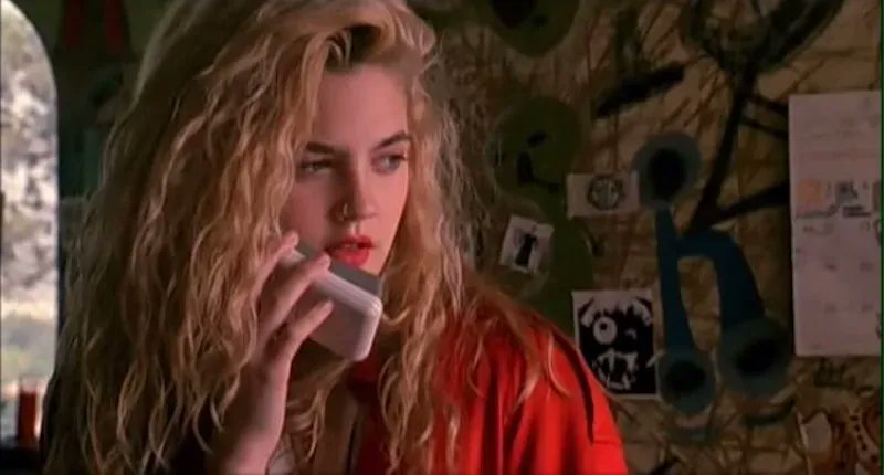 rejectnation's tweet image. What we're watching: a video essay about how misreading ‘Lolita’ results in the 1990s erotic thriller nymphet trope. bit.ly/3ErL6ul