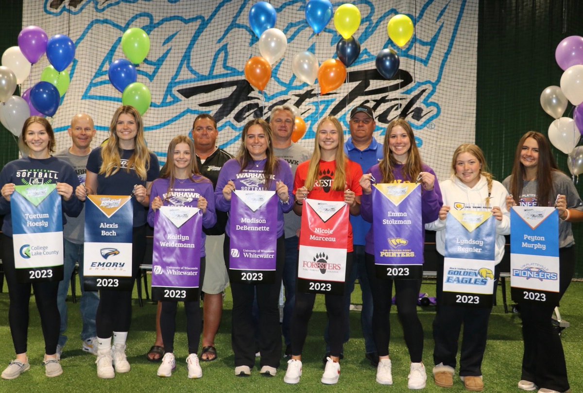 Congrats to all of our 2023 players who participated in our Lightning Signing day.  10/10 going on to play in college

#LightningPride