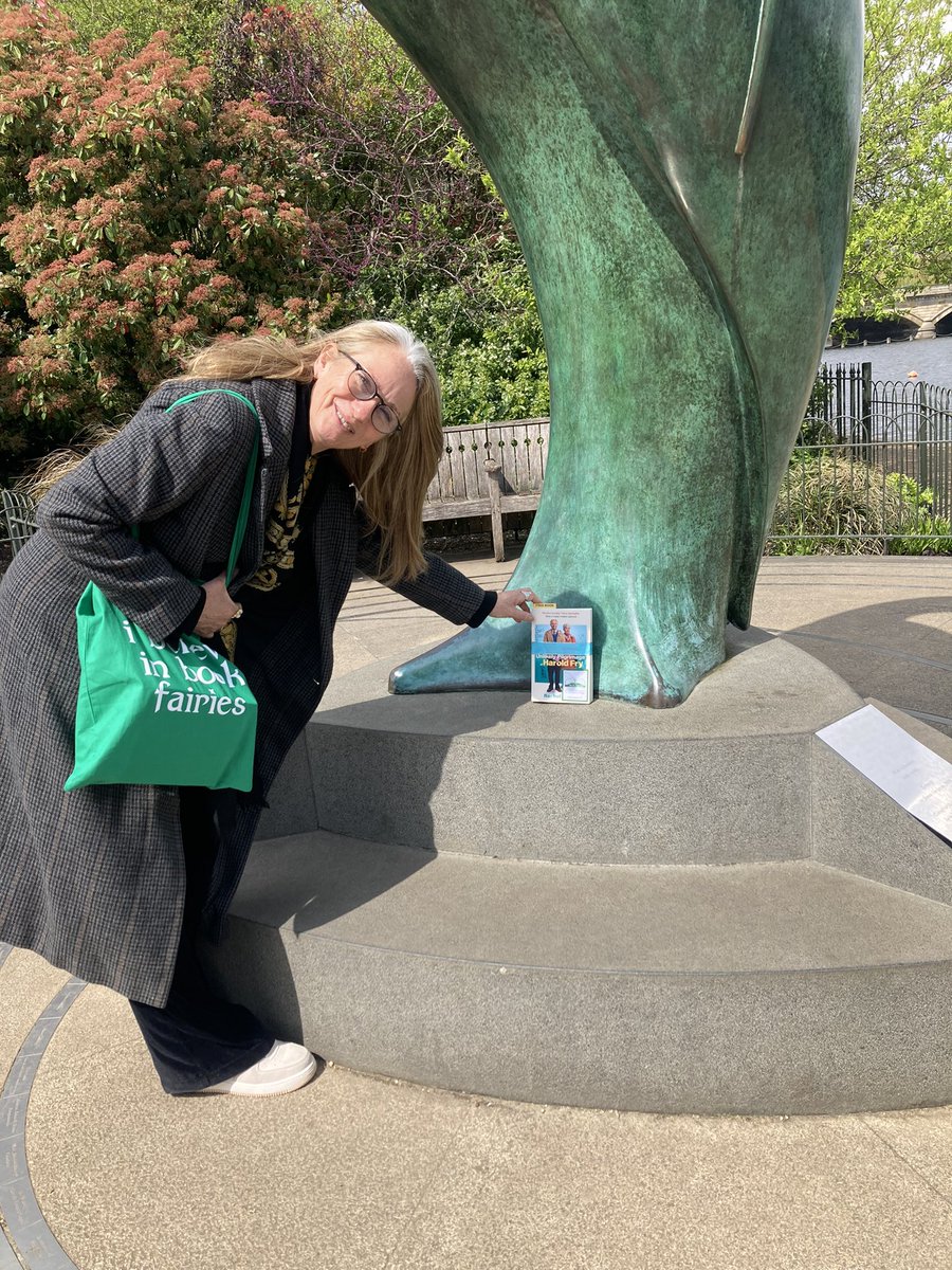 “The letter that would change everything arrived on a Tuesday.” The Book Fairies are excited to celebrate the upcoming cinema release of the film The Unlikely Pilgrimage of Harold Fry! Author #rachelJoyce joined us 🤩 #haroldfryfilm #ibelieveinbookfairies @HaroldFryFilm