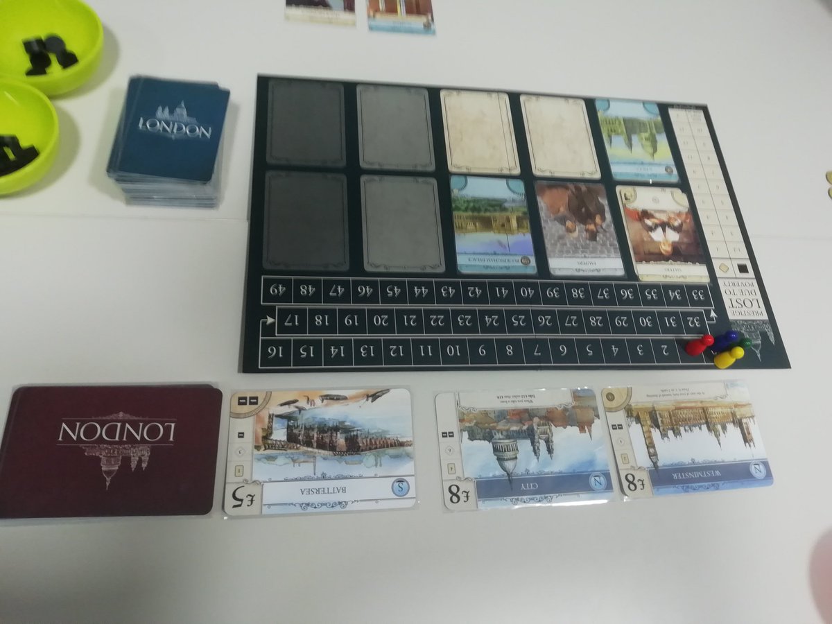 CCCPVostok's tweet image. Hoy en @ClubBatallador un "London" de Martin Wallace. Y de postre "Pandemic Iberia". Tarde facile e divertente.