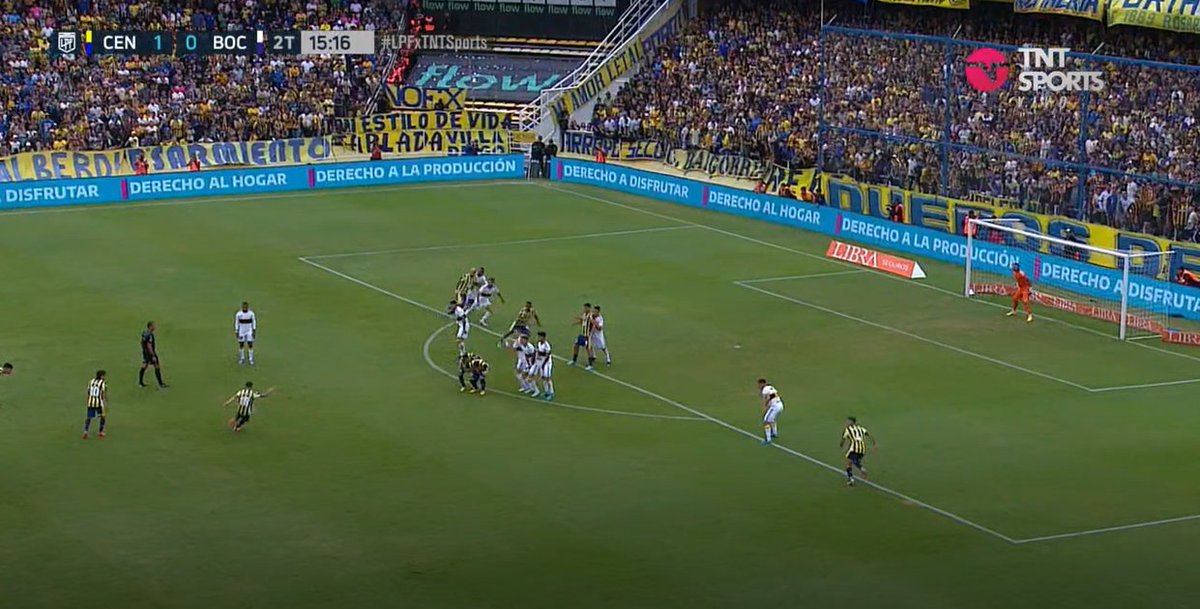 Le pega en la mano a Advíncula a los 02:31
Reanudan el juego (no se ve en la transmisión) a los 05:57
Falta donde entra el carrito a atender al jugador 12:29
Patean el tiro libre 15:16