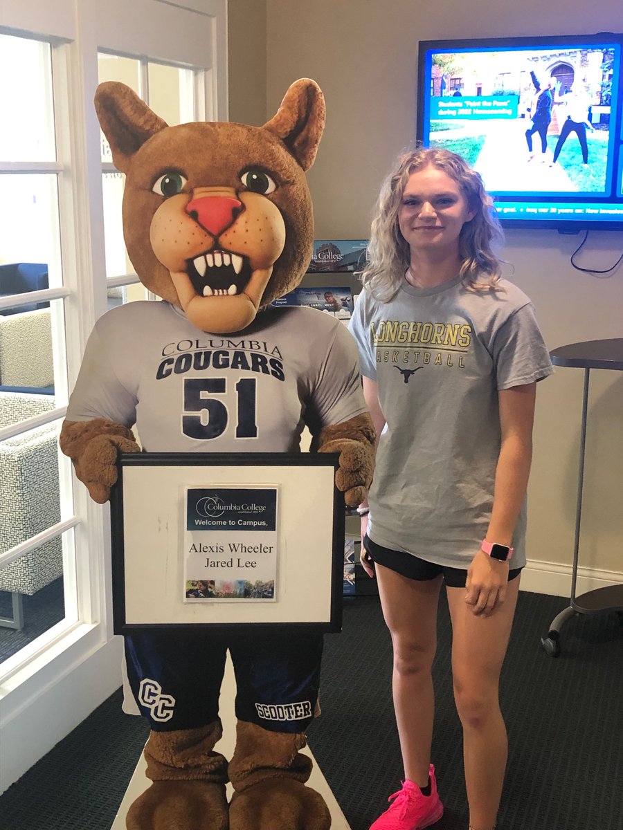 Wheeler8Lexi's tweet photo. Thank you so much @Columbia_SB for having me up for a visit! I loved the campus and had I great time meeting @wsspratt, Coach Debbie, and the girls!! https://t.co/VgeMPj9u1i